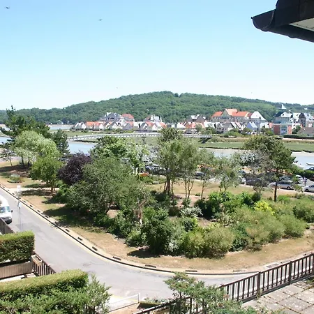 Apartmán 3 Pieces En Front De Avec Balcons, A Cabourg, Proche Centre-ville. - Fr-1-487-275 *