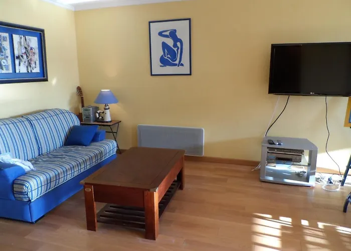 3 Pieces En Front De Avec Balcons, A Cabourg, Proche Centre-ville. - Fr-1-487-275 Apartmán