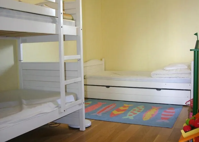 3 Pieces En Front De Avec Balcons, A Cabourg, Proche Centre-ville. - Fr-1-487-275 Apartmán