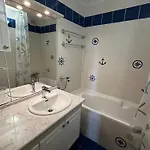 3 Pieces En Front De Avec Balcons, A Cabourg, Proche Centre-ville. - Fr-1-487-275 Lejlighed
