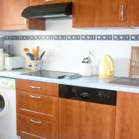 דירה 3 Pieces En Front De Avec Balcons, A Cabourg, Proche Centre-ville. - Fr-1-487-275 *